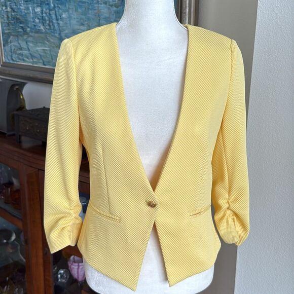 Amanda + Chelsea jacket - Picture 1 of 7